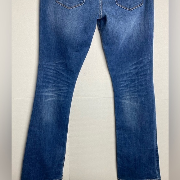 Arizona Jean Co Boot Classic Leg Slim Fit Hip To Thigh Faded Blue Jeans Sz 11 - Picture 5 of 10